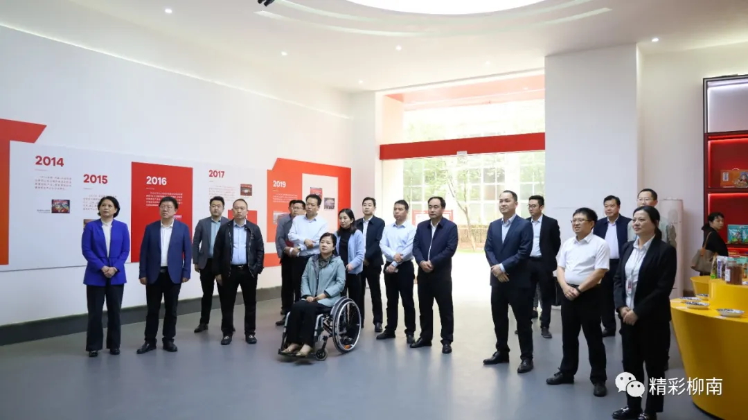 甘肅定西市考察團(tuán)到柳南區(qū)考察螺螄粉產(chǎn)業(yè)發(fā)展，并參觀由立標(biāo)展覽布展的螺螄粉文化館