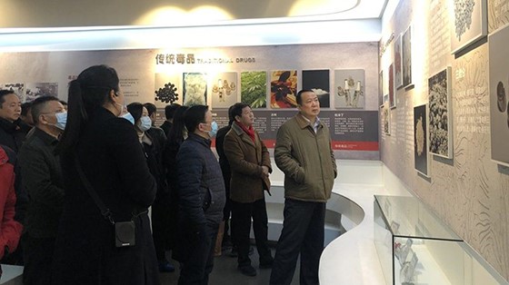 毒品禍害無(wú)窮，禁毒任重道遠(yuǎn)