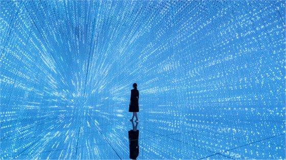 立標(biāo)視野丨teamLab超自然空間，一場沉浸式的藝術(shù)盛宴